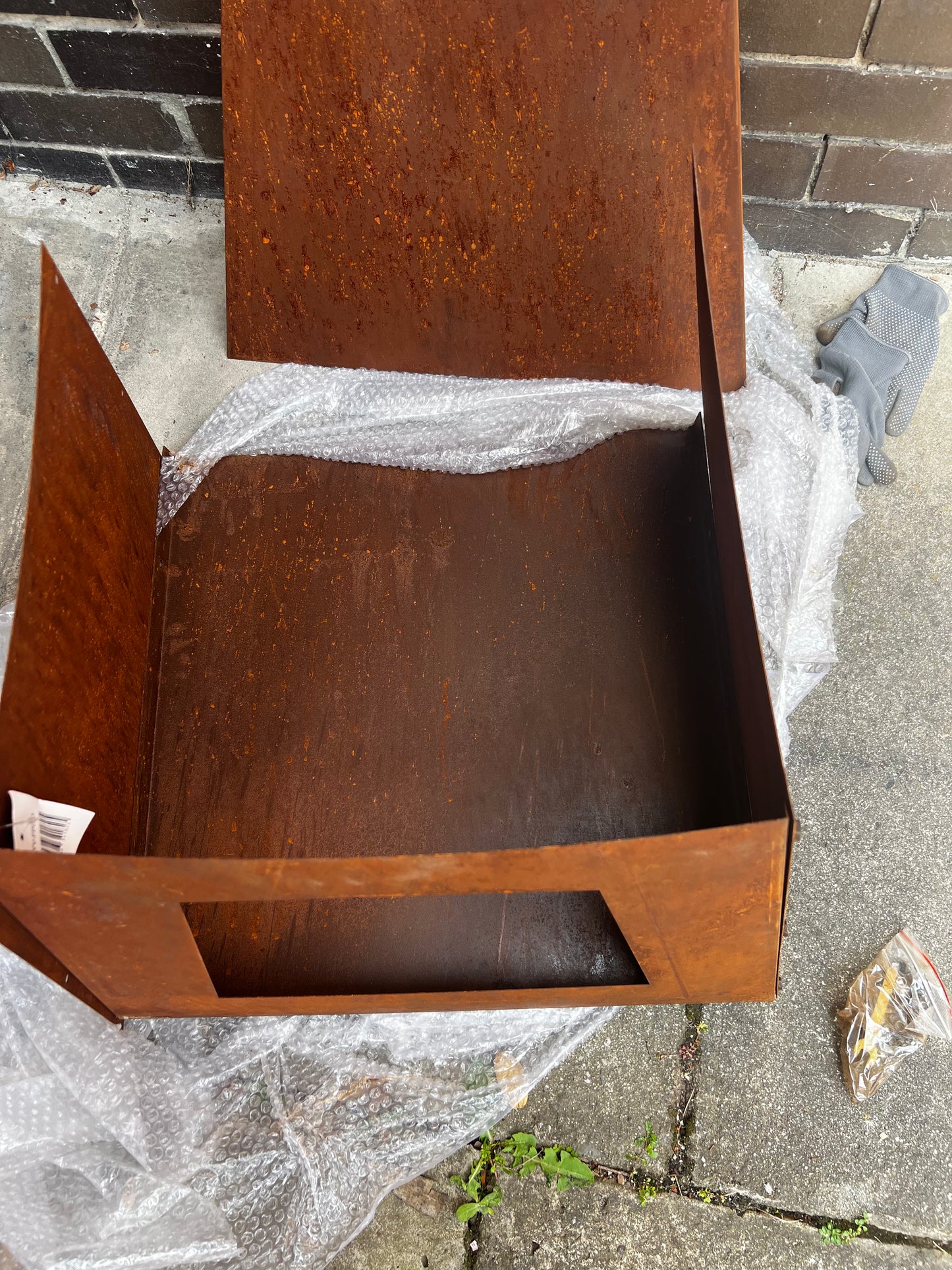 Large 80cm Wok Style Firepit with Tapered Base can store firewood FP-003